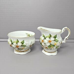 Dogwood Flowers Elizabethan Fine Bone China England Creamer Sugar Bowl Set